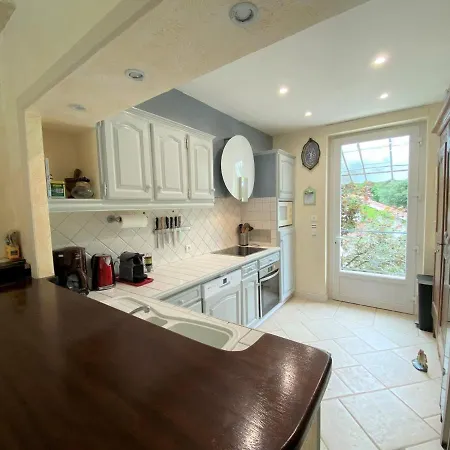 Holiday home Grande Maison Famille 25m Plage, Jardin, Terrasse, Animaux Admis - Fr-1-539-6
